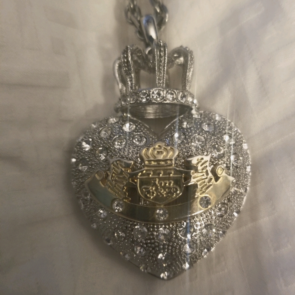 Heart necklace